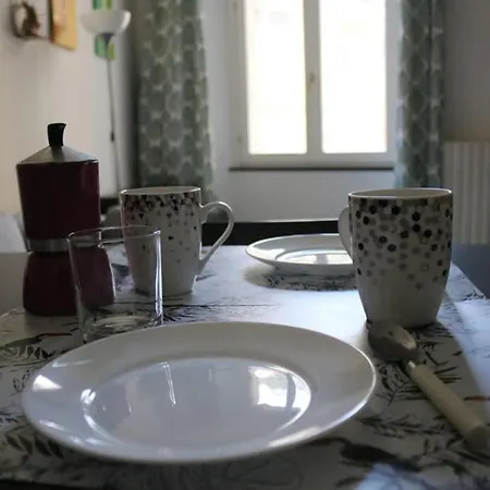 Guesthero - City Center Apartment
